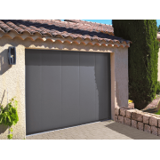 Porte de Garage Coulissante Électrique Somfy Gris 8019 Finition Lisse Sur Mesure