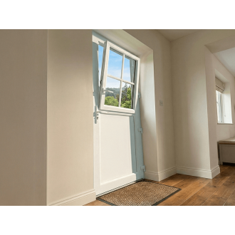 Porte d'entrée PVC Fermière Chêne Doré et soubassement simple