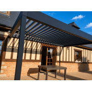 Pergola bioclimatique lames perpendiculaires alsace