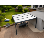 Pergola Alu toit plat autoportante avec pente intégrée à l'armature