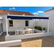  	Pergola toile rétractable adossée bleu