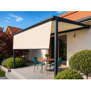 Lambrequin enroulable dans son coffre sur store banne sur pieds