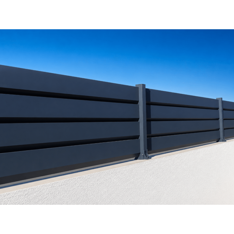 Clôture Aluminium Persiennée Lames 137x20mm Sans Vis à Vis Extérieur à Visser sur Muret ou Applique (à l'Anglaise) Sur Mesure
