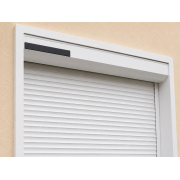 Volet roulant solaire coffre sous linteau