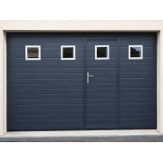 Porte de Garage Sectionnelle Manuelle + Portillon de Service avec 4 Hublots