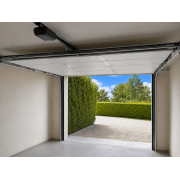 Porte de garage sectionnelle manuelle ouverte avec portillon intégré