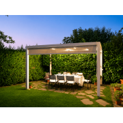 Pergola toile tendue entrelacée autoportée avec rideau micro-perforé