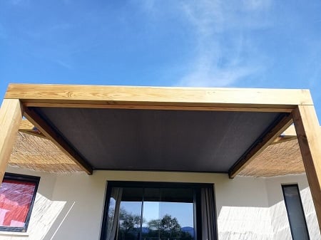 store-toiture-pergola-bois-450.jpg