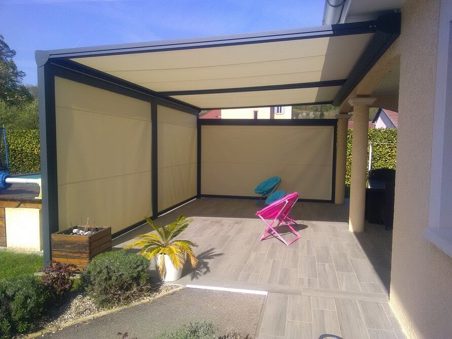 rideau_coulissant_pour_terrasse.jpg