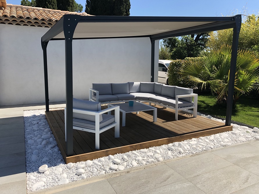 pergola-toile-enroulable-4-x-4-autoporte