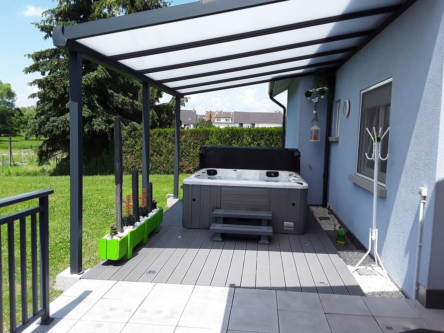 jacuzzi terrasse pergola
